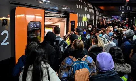 Умишлени пожари! Трети палеж на кабели по железопътна линия в Германия