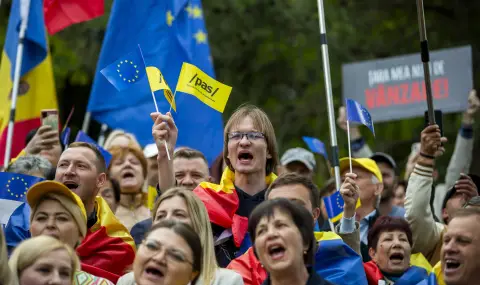 Гражданите на Молдова потвърдиха европейската посока на страната