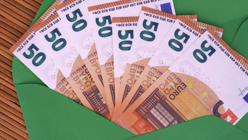 Еврото полудя! Кои валути срина