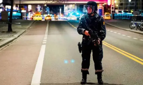 Експлозия край кралския дворец и посолството на Израел в Осло, задържан е заподозрян