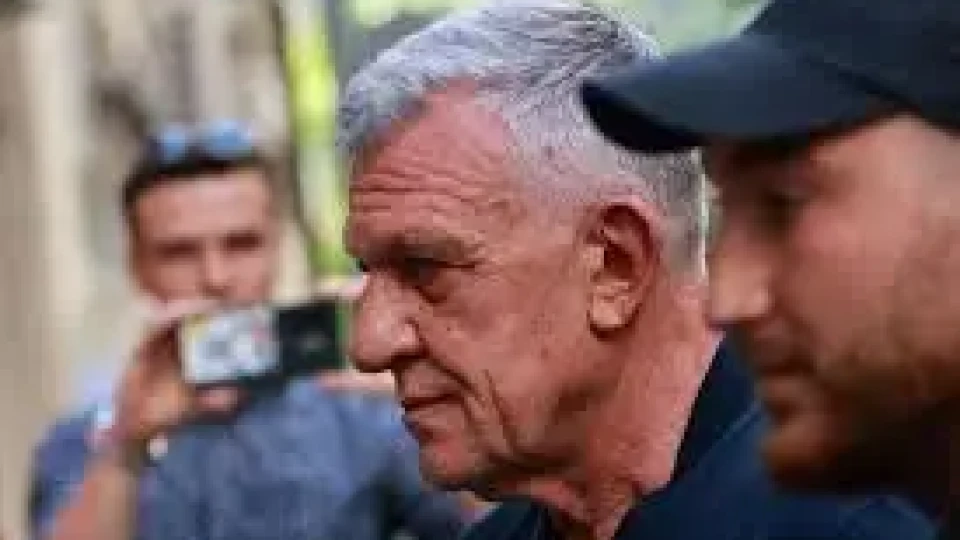 Изненада с Паскал. Какво се случва