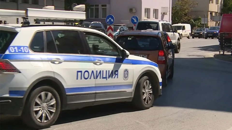 Капан! Хаосът по пътищата съсипва важен наш град
