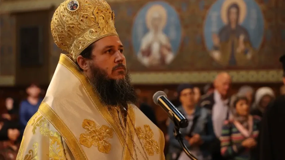 Манастирите остават остават стожер на българщината