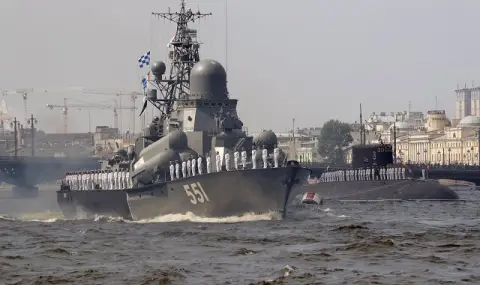 Мини в Черно море: "Руснаците са хвърлили каквото имат"