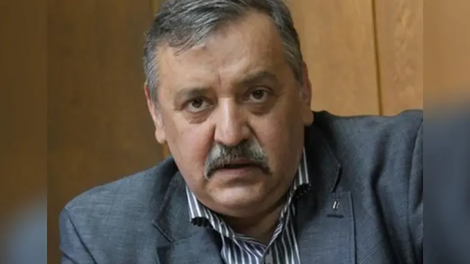 Проф. Кантарджиев би аларма! Ковид се събуди