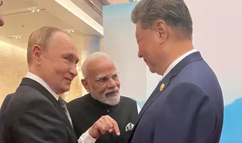 Путин, Моди и Си Дзинпин заедно (СНИМКА)