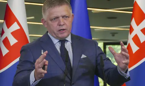 Европейските социалисти изключиха партията на Роберт Фицо