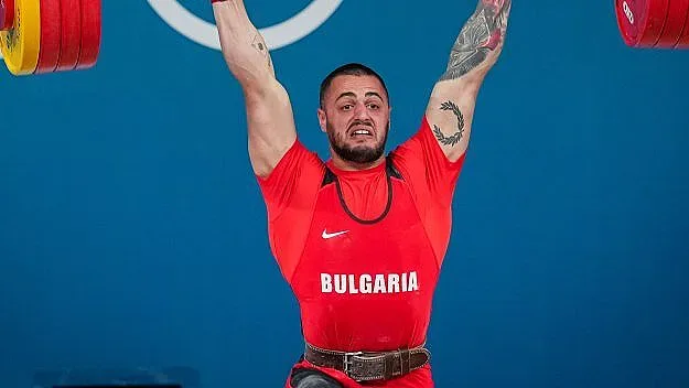 Карлос отвърна на удара! Истината за скандала