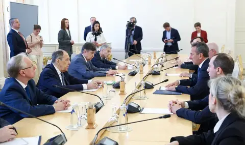 Лавров и първите дипломати на Абхазия и Южна Осетия обсъждат в Сочи ситуацията в Кавказ