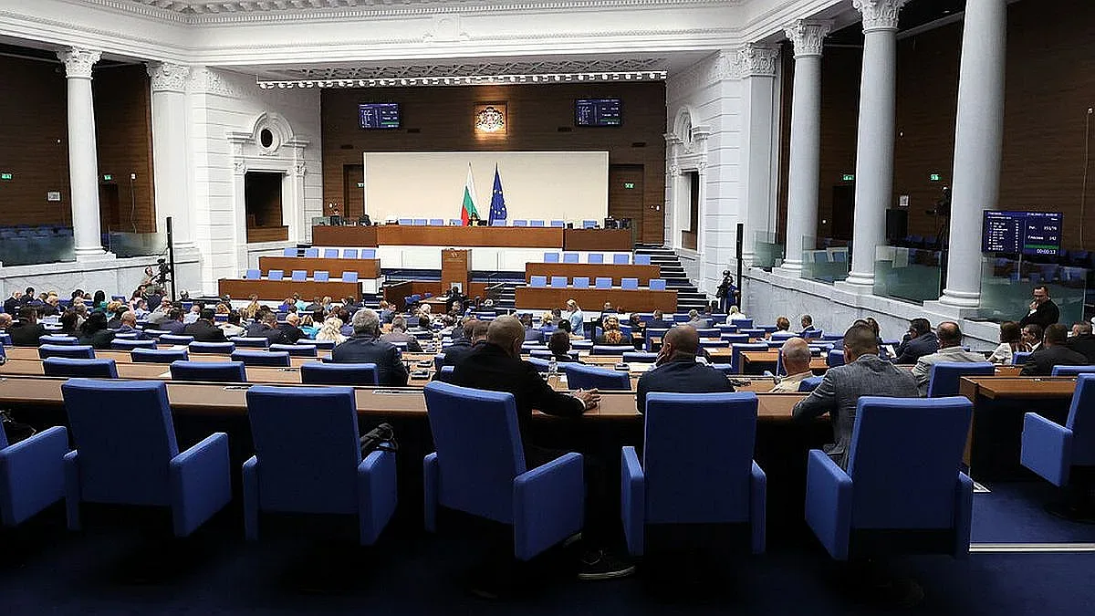 Нов опит за рестарт на работата на парламента