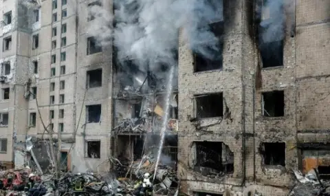 Четирима ранени при нощна атака срещу Киев, украински дрон уби цивилен край Брянск