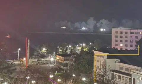 Атака на украински дронове порази нефтения терминал на пристанището в руския град Туапсе, гори танкер