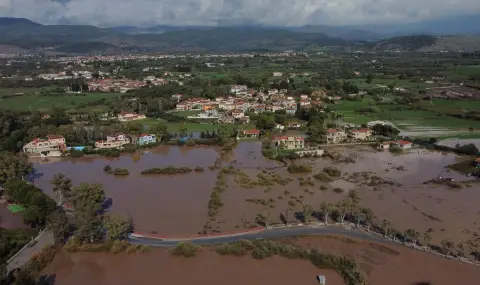 Гърция обяви червен код за опасно време