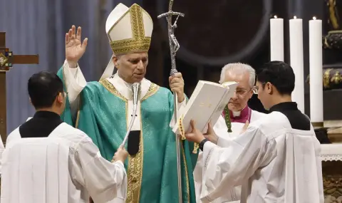 Папа Лъв XIV: Нека се помолим за справедлив и траен мир в разкъсваната от война Украйна