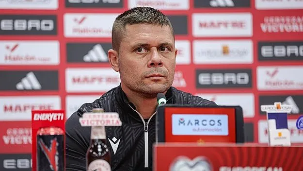 Скоро националите остават без треньорът си пародия