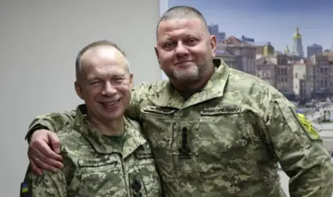 Junge Welt: Залужни упреква приемника си Сирски, че не е изтеглил навреме украинските войски от Донецка област