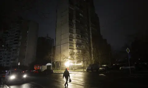 Електричеството в Киев възстановено за над 740 000 домакинства след масираната руска атака