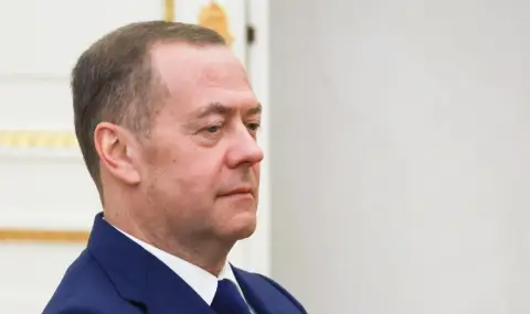 Медведев: Този смрадлив киевски негодник се опитва да провали уреждането на конфликта