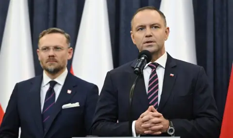 Навроцки в изолация за Украйна: Полското правителство скрило от президента, че ще дава изтребителите МиГ-29 на Киев