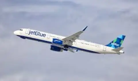 Самолет на JetBlue почти се сблъскал с американски въздушен танкер край Венецуела