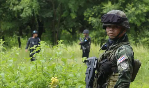 Тайланд може да блокира износа си на горива за Камбоджа заради продължаващия граничен конфликт