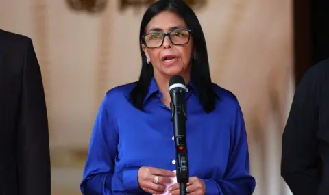 Броят на освободените политическите затворници във Венецуела в неделя достигна 104 души