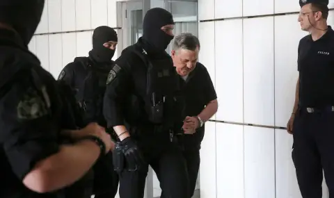 Гръцките затвори са пренаселени