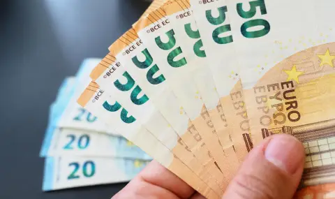 За първи път от 2021 г. курсът на еврото се повиши до 1,20 долара
