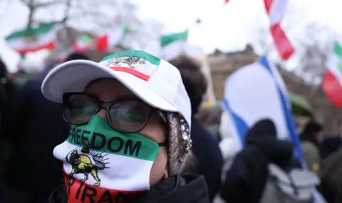 Иран: Ситуацията в страната е „под пълен контрол“ след окървавените протести