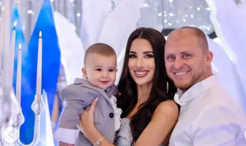 Малкият син на Даниел Бачорски навърши 1 година, направиха му празник като за принц (СНИМКИ