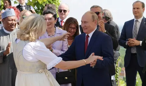Путин нареди! Цената на водката в Русия тръгна нагоре