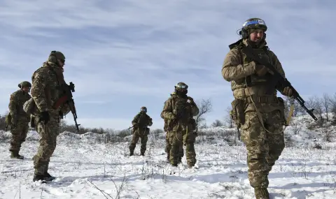 Руски дронове атакуват Кривой Рог вече десет часа