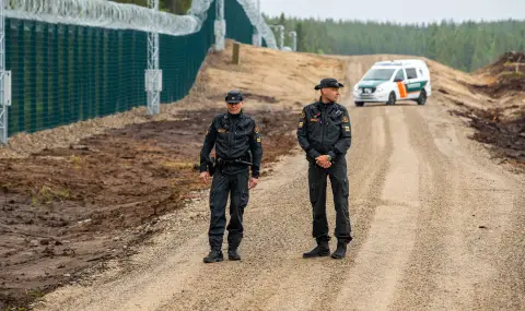 Финландия укрепва границата си с Русия: какви са тревогите