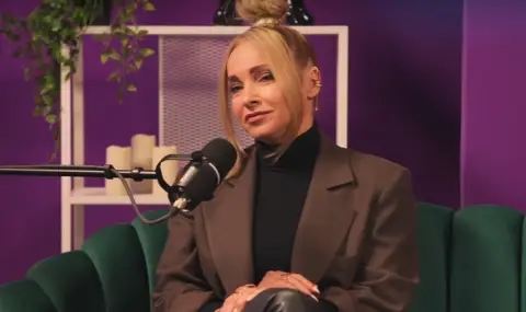 Алекс Раева призна: Майчинството ме направи още по-луда
