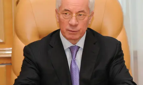 Бивш премиер на Украйна: Външно управление е единственото решение за страната
