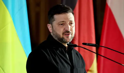 Зеленски разкри колко украинци на месец се мобилизират за фронта