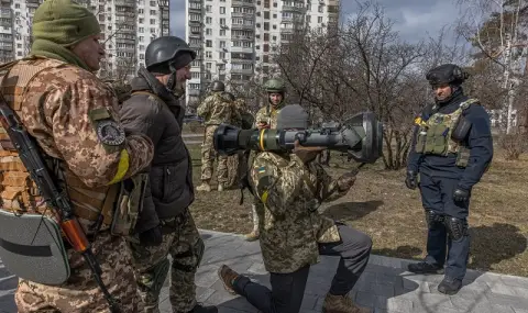 Кремъл лъже за настъплението си на фронта в Украйна, за да убеди Запада, че Киев се срива