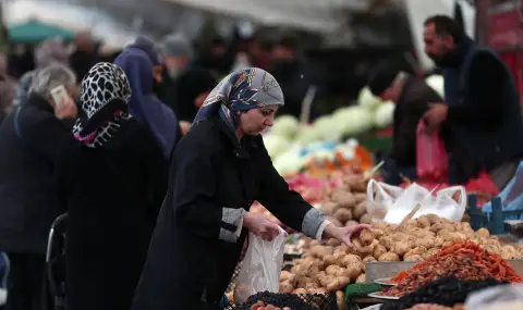 Кризата с цените в Турция се задълбочава: инфлацията е висока, доходите - ниски