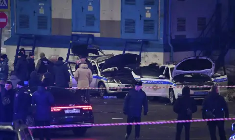 Неизвестен нападател се взриви край патрулка с московски полицаи, загиналите са двама