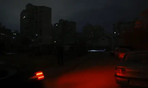 Украйна заяви, че спиране на аварийните доставки на електроенергия от Словакия няма да повлияе на системата й