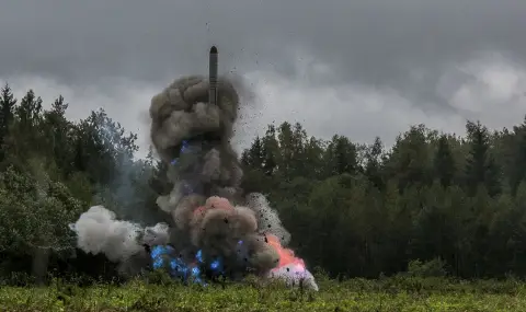 Украйна удари завод за ракети „Орешник“ на 1500 километра от границата си