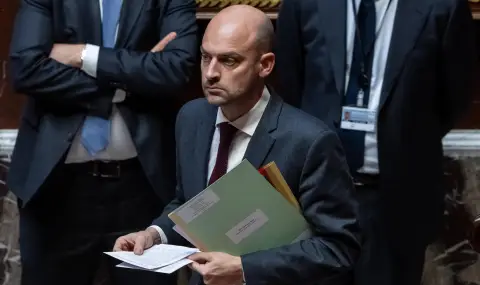 Френският външен министър започна регионална обиколка с визита в Дамаск
