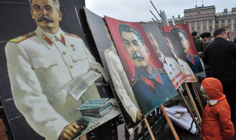 5 март 1953 г.: Умира Сталин