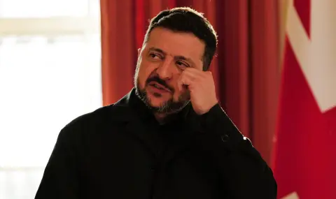 Най-малко четирима души са загинали при руските удари днес, съобщи Зеленски