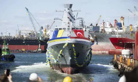 Турция е засякла 275 съмнителни обекта в Черно море от началото на войната в Украйна