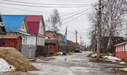 Украински дрон уби дете край Ярославъл, родителите му са тежко ранени. Десет пострадали при руска атака срещу Одеса