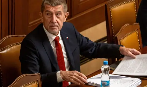 Чешкият парламент спаси премиера Бабиш от съд