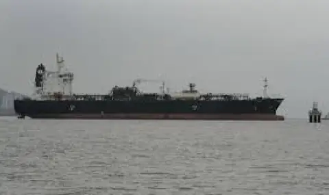 Без пробив: САЩ върнали 10 кораба от началото на блокадата на Ормузкия проток