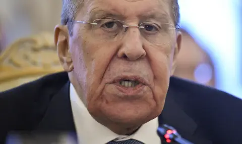 Лавров и Исхак Дар обсъдиха ситуацията в Залива и сътрудничеството между Москва и Исламабад