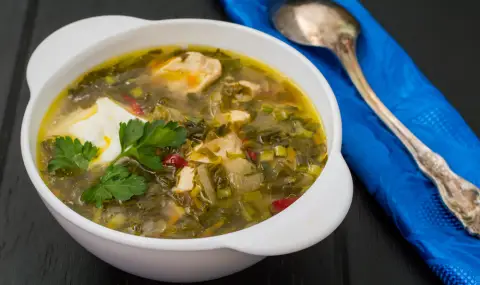 Рецепта на деня: Супа с лапад и печено агнешко